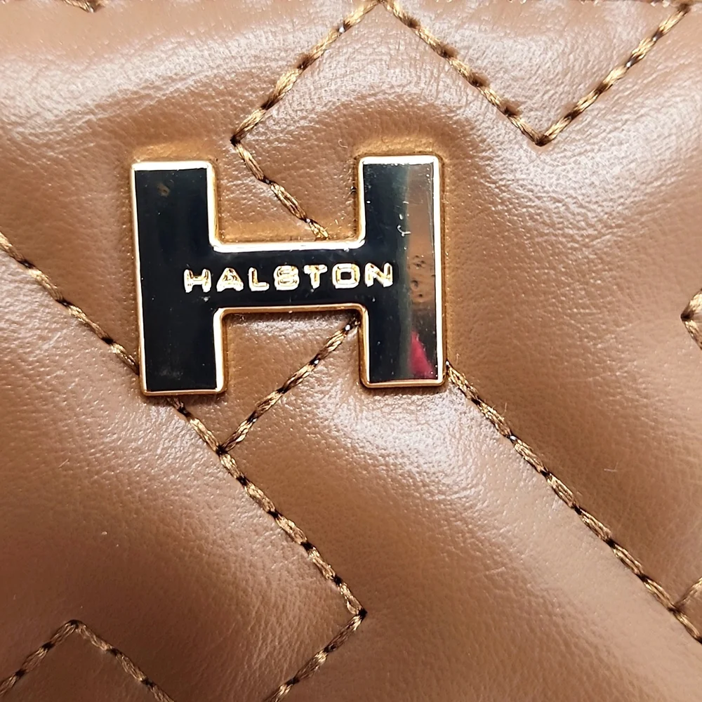 HALSTON WOMEN'S WALLET, CAMEL COLOR WITH ZIPPER